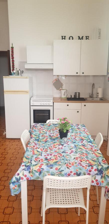 지아르디니낙소스 Casa Capri 아파트 외부 사진